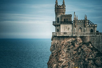 Крым могут закрыть для туристов из-за ухудшения ситуации с коронавирусом