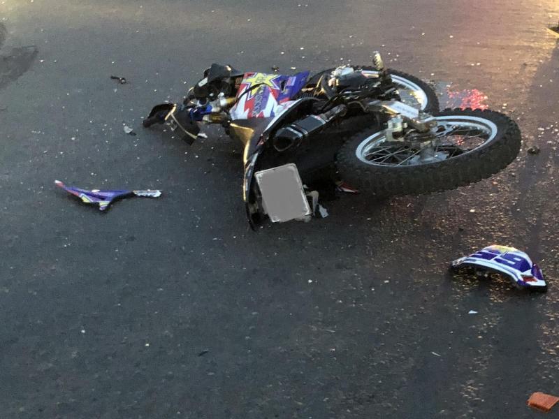 В Самаре 16 июня 2021 года мотоциклист нарушил ПДД и был сбит машиной