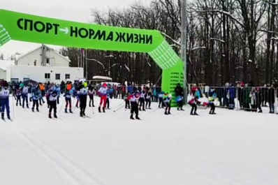 Праздник спорта: в Самаре проходят соревнования по лыжным гонкам на призы "Волжской коммуны"
