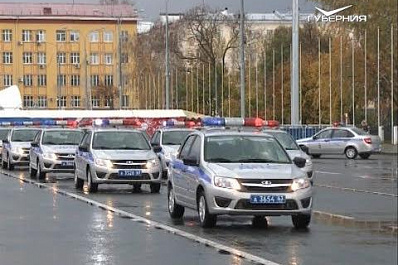 В Самаре состоялся смотр гарнизона полиции и служб правопорядка