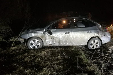 В Отрадном юный водитель без прав отправил Hyundai в кювет, пострадал пассажир