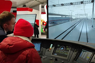 Посетители выставки "Россия" могут отправиться на бесплатные экскурсии по 13 маршрутам