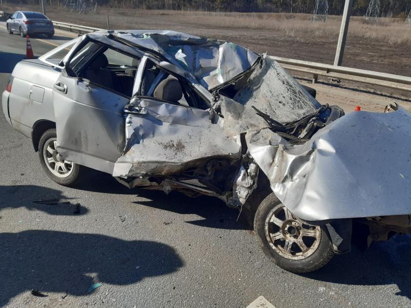 На трассе "Обход Тольятти" при столкновении GAC и "десятки" пострадали два человека