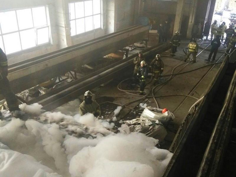 В Сызрани эвакуировали людей из-за пожара на заводе ЖБК