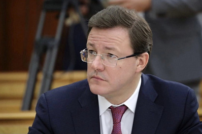 Дмитрий Азаров поздравил журналистов с Днём российской печати