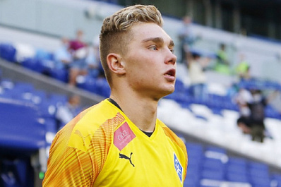 Голкипера "Крыльев Советов" вызвали в молодежную сборную России