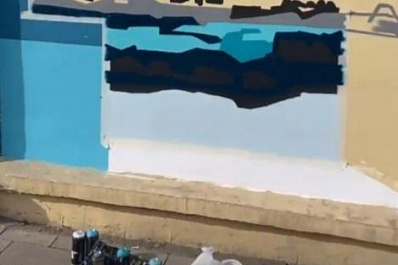 Уличные художники до конца октября закончат роспись стены Самарской ГРЭС