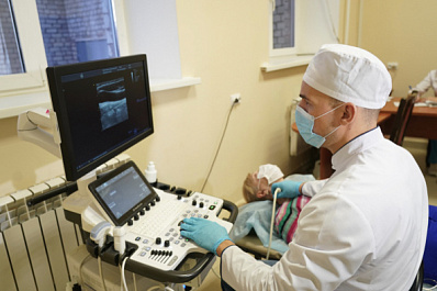 В Приволжскую ЦРБ поступил новый портативный УЗИ-аппарат