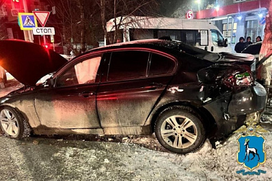В Сызрани после столкновения "двенадцатой" и BMW погиб парень-пешеход