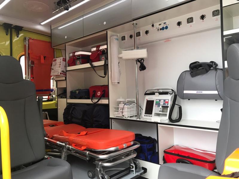 Больницы Самарской области получили 38 новых автомобилей скорой помощи