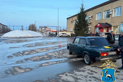 В Самарской области водитель "пятерки" сбил 49-летнюю женщину