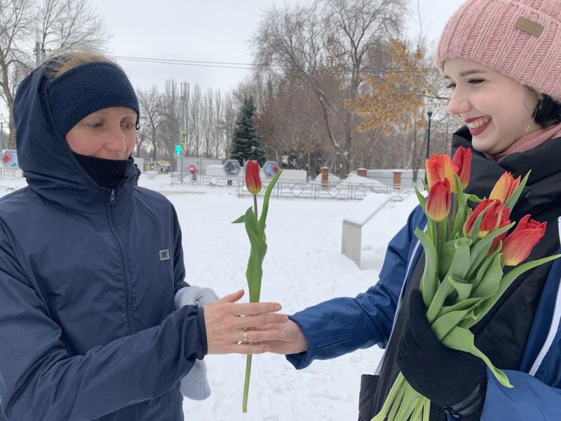 "Единая Россия" поздравит женщин с 8 Марта по всей стране