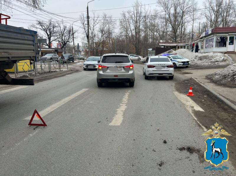 В Самаре водитель Mitsubishi сбил 7-летнюю девочку