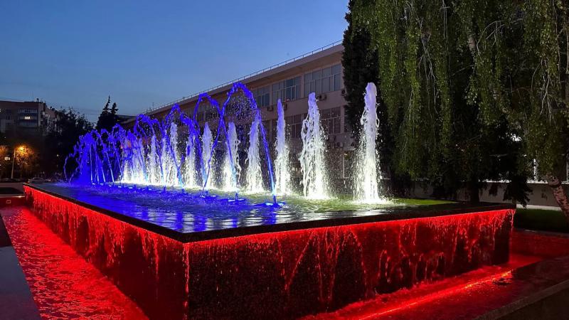 В Самаре на площади Памяти заработал обновленный фонтан