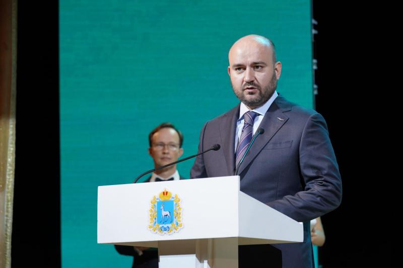 В Самарской области чествуют финансистов