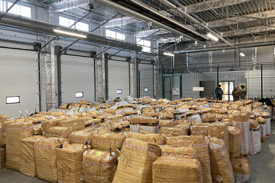 В Самарской области задержали две фуры с поддельной одеждой Adidas и Nike