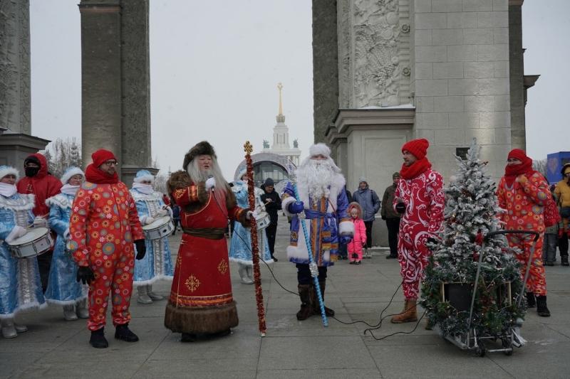 На выставке "Россия" пройдут концерты, световое шоу, парад Дедов Морозов и мультгероев