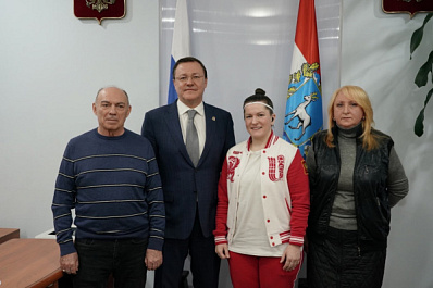 Губернатор обсудил с паралимпийкой Милой Слепышевой вопрос вызова экстренных служб людьми с нарушениями слуха