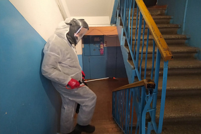 Власти Самары усилили контроль за дезинфекцией подъездов