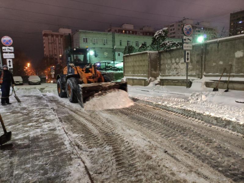 Городские власти рассказали, как в Самаре прошла ночная уборка снега