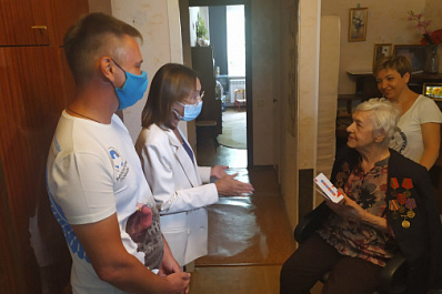 В Самарской области ветеранам подарят 1100 сотовых телефонов 