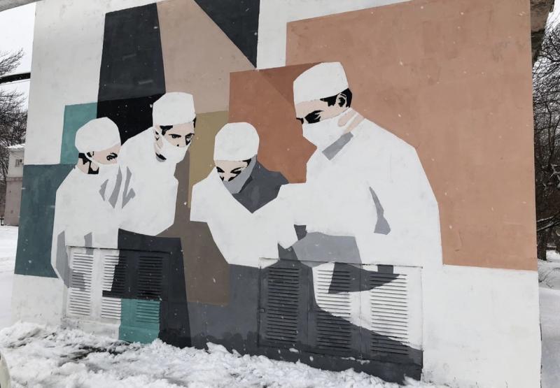#Спасибоврачам: новокуйбышевские волонтеры посвятили медикам мурал