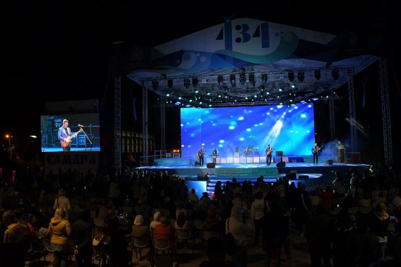 В Самаре прогремел праздничный салют