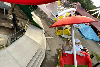 Повисли в воздухе: что случилось 1 сентября в Самаре с аттракционами в парке имени Гагарина