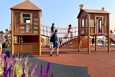 Один на прогулке: самарцам напомнили о правилах безопасности для детей