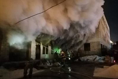 В Тольятти локализован пожар на площади 500 кв. м