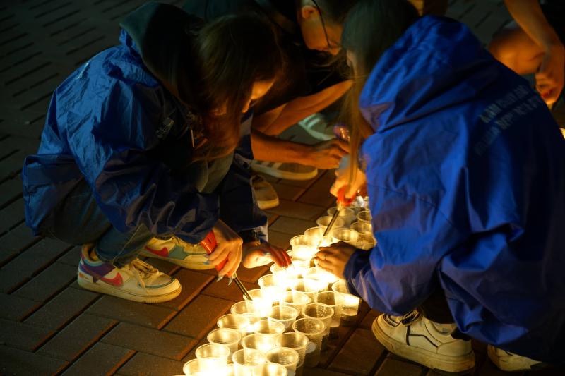 На площади Славы в Самаре прошла Международная акция "Огненные картины войны"