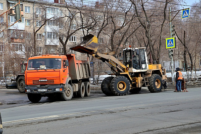 В Самаре работы по уборке улично-дорожной сети идут в круглосуточном режиме