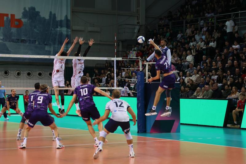 Волейбольная "Нова" 18 октября обыграла "Оренбуржье"