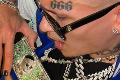 Новосибирский микроминиатюрист закрыл счета в известном банке из-за рекламы с Моргенштерном