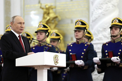 "Патриотизм, ответственность за судьбу Отчизны завещаны нам предками": Владимир Путин поздравил россиян с Днём России