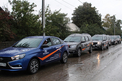 Автомарафон "АВТОВАЗ рулит!" побывал в Кинеле