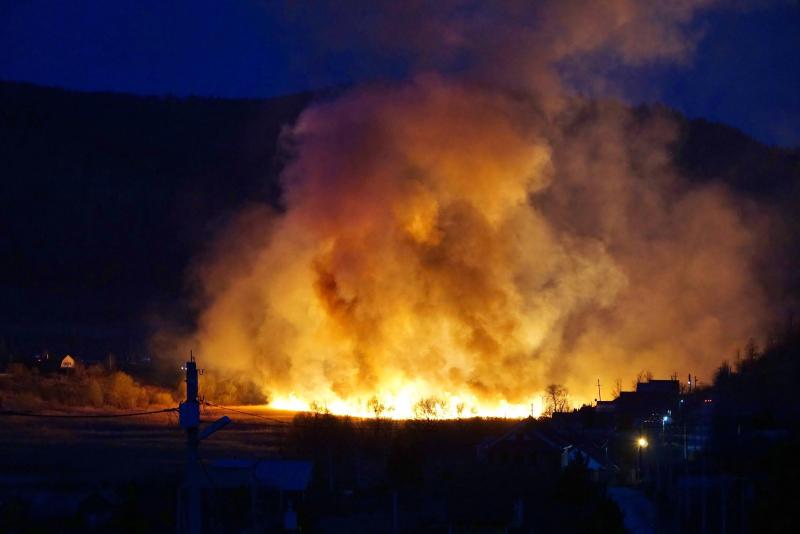 В Ширяеве тушат крупный пожар