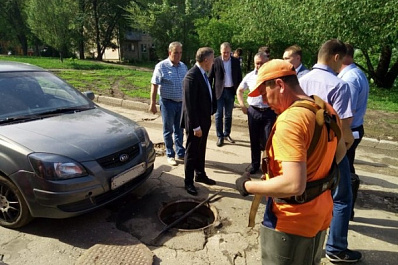 Иван Пивкин провел инспекцию подтопленных ливнем проезжих частей