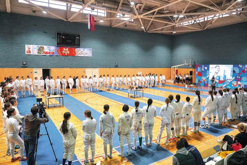 Скрестили клинки: в Самаре сражались кандидаты в сборную страны по фехтованию