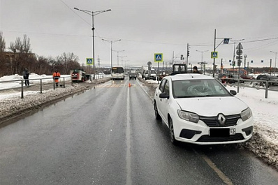 В Самарской области 20 декабря водитель без прав въехал в столб