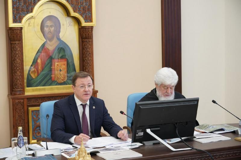  Дмитрий Азаров провел совещание по развитию духовно-просветительского комплекса в Ташле  