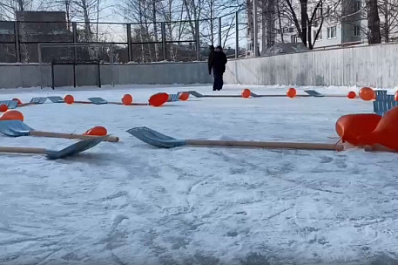 В Самаре дворники оригинально поздравили горожан с Днём всех влюблённых
