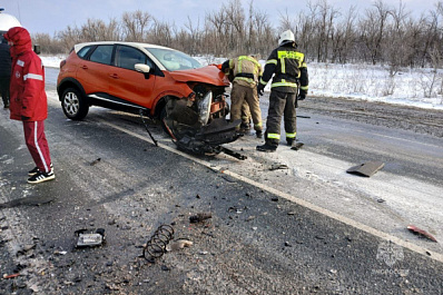 Пострадали дети: в Самарской области столкнулись две легковушки