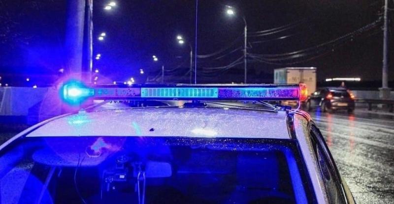 Погоня со стрельбой: полицейские открыли огонь по "Ниве" с пьяным водителем