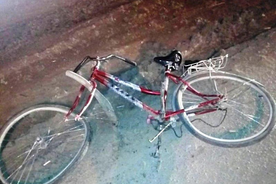 В поселке Зубчаниновка велосипедист погиб под колесами автомобиля