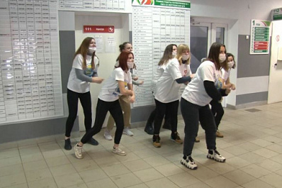 Волонтёры из Жигулевска присоединились к акции "Маленькие радости для врачей"