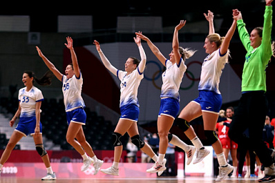 +1 олимпийская медаль Самарской области: команда ОКР по гандболу завоевала серебро