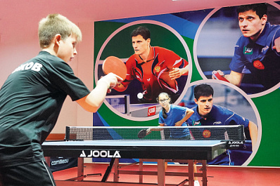 Полвека за теннисным столом: в Самаре отметили юбилей спортшколы