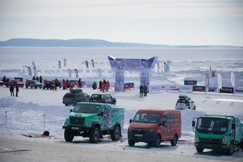 Профессиональные гонщики и любители установят рекорды скорости на первом фестивале "Жигулевская миля" в Самарской области