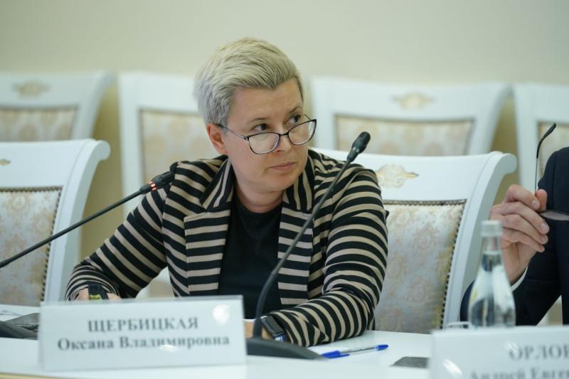 Эпидобстановка, итоги летней оздоровительной кампании, обращения граждан - главные темы оперативного совещания в Правительстве региона